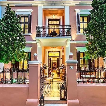 Sperveri Boutique فندق 4*