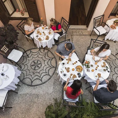 Sperveri Boutique 4*